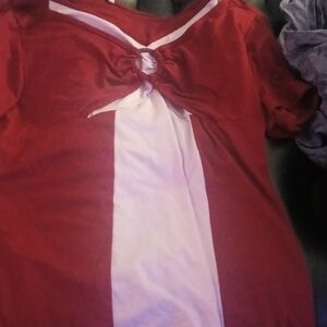 Two-Tone Red and White Keyhole Front Top